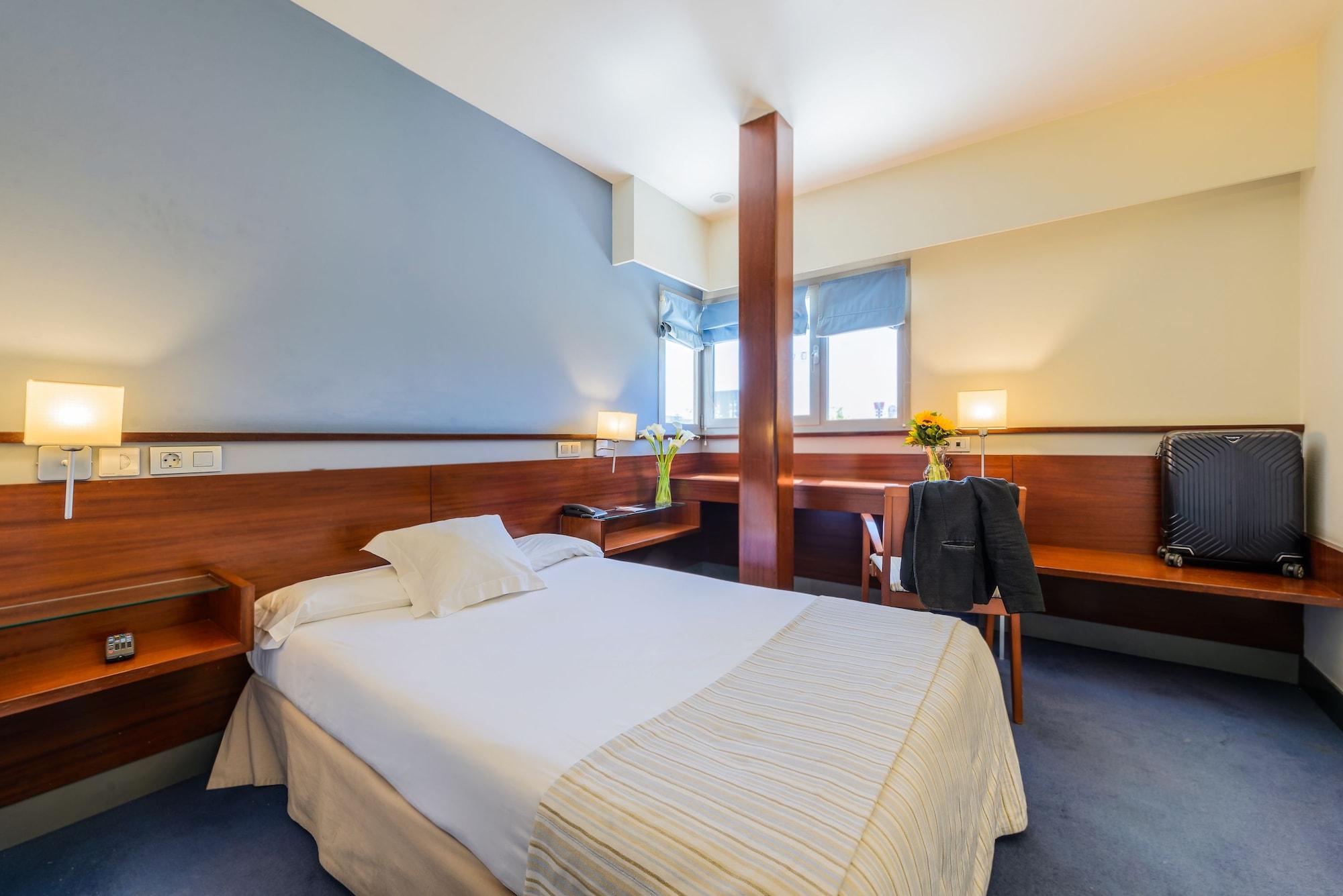 Hostal Torrejon Torrejón de Ardoz Екстериор снимка