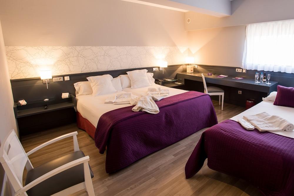 Hostal Torrejon Torrejón de Ardoz Екстериор снимка