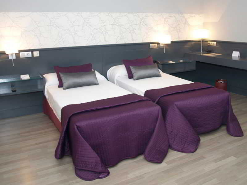 Hostal Torrejon Torrejón de Ardoz Екстериор снимка