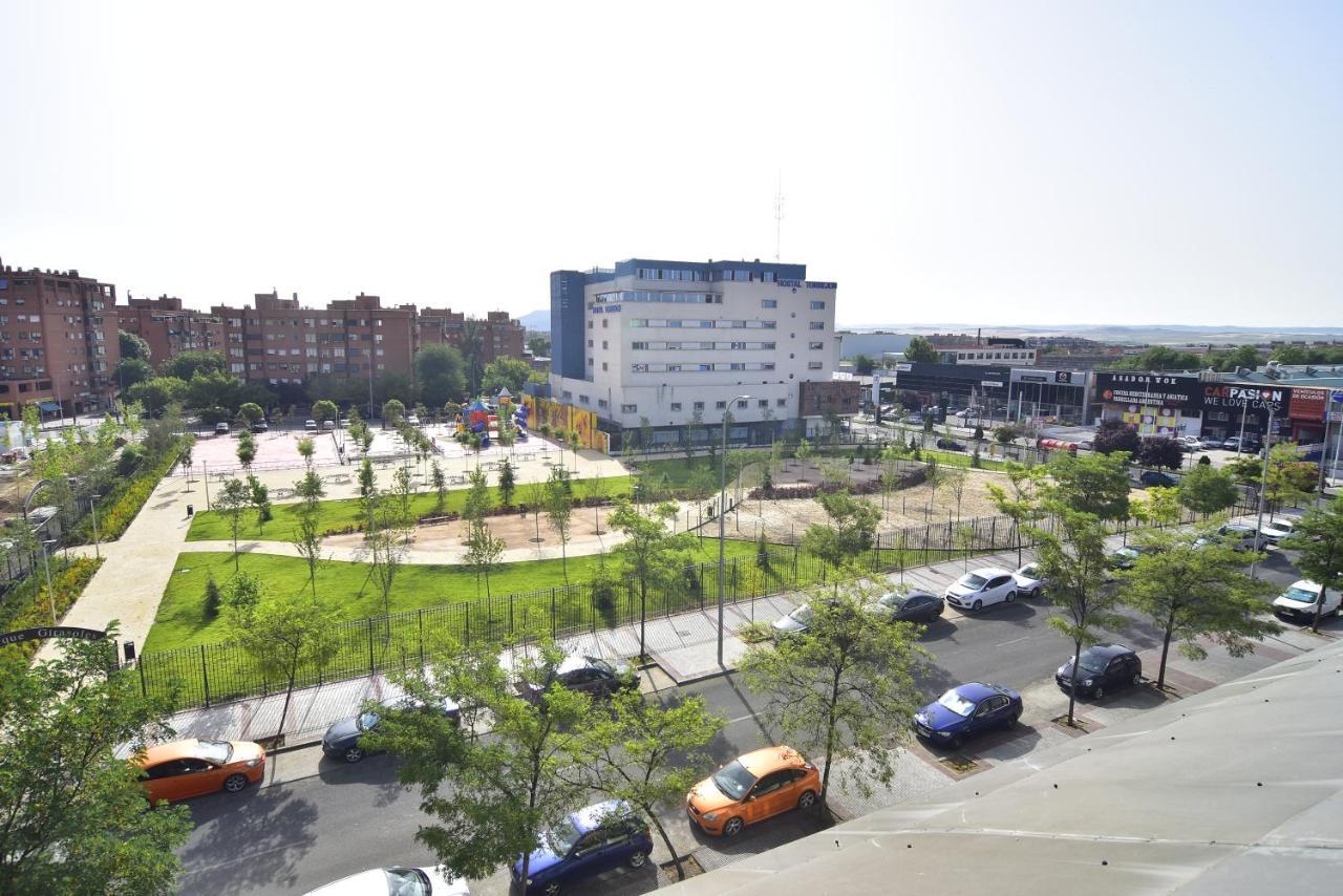 Hostal Torrejon Torrejón de Ardoz Екстериор снимка